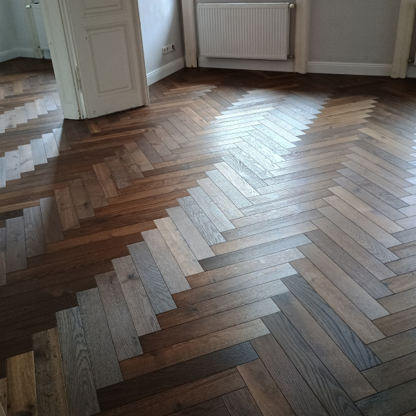 Herringbone Engineered Parquet